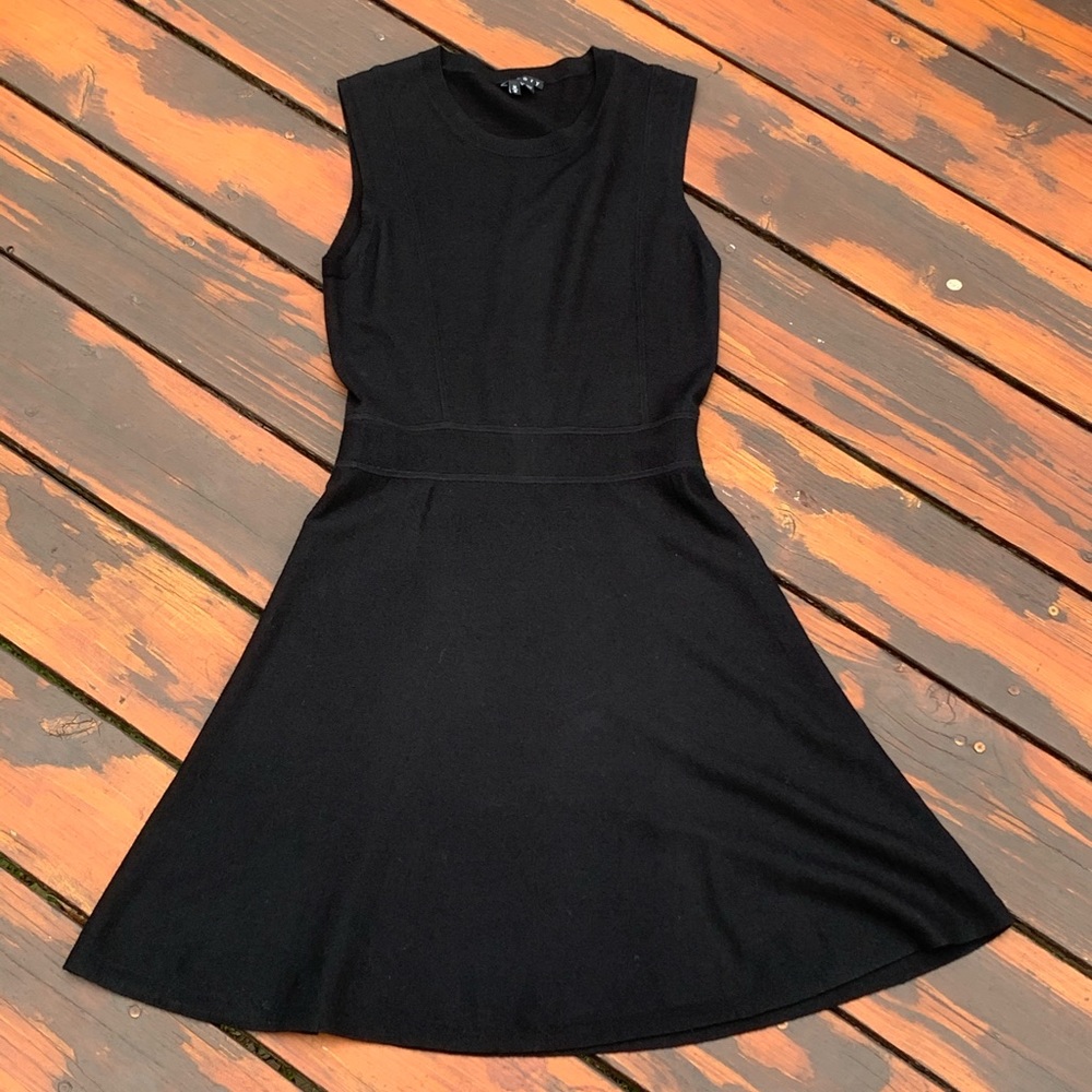 Theory Wool Dress Size S